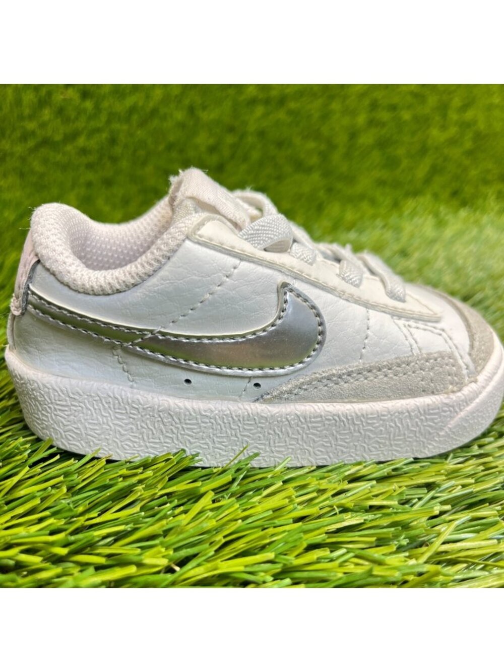 Nike Blazer Low '77 Toddler Size 4C White Silver Athletic Leather Shoes Sneakers